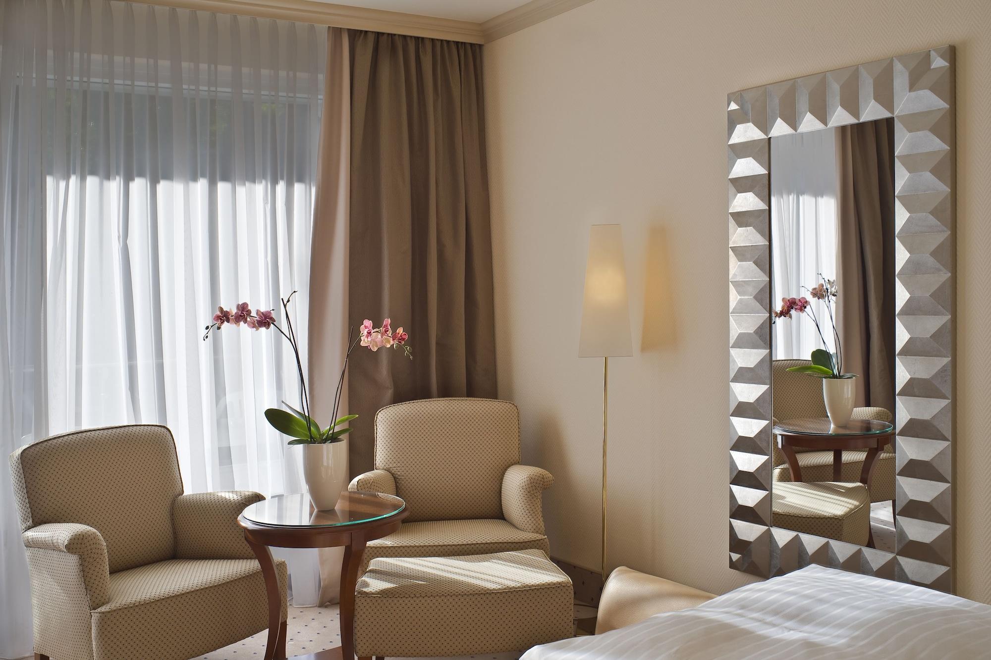 Hotel Bernstein Kastania 4*