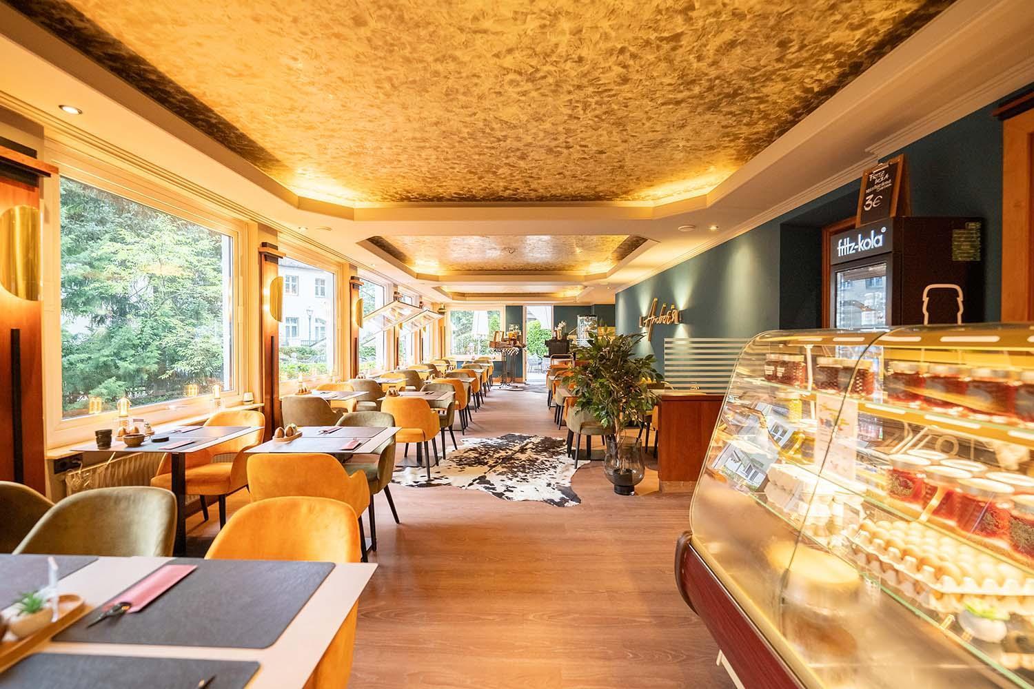 Bernstein Kastania Hotel 4*